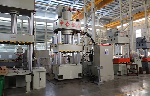 500噸四柱液壓機(jī)性能特點(diǎn)及技術(shù)參數(shù)有哪些？
