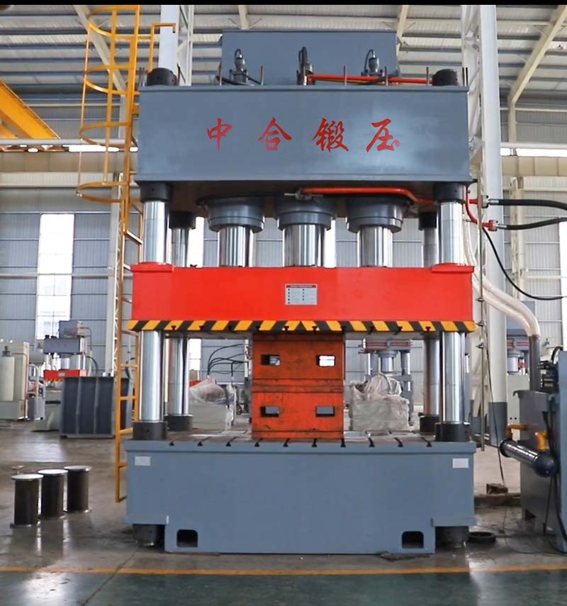 1500噸三梁四柱液壓機(jī)的參數(shù)、價(jià)格(圖1)